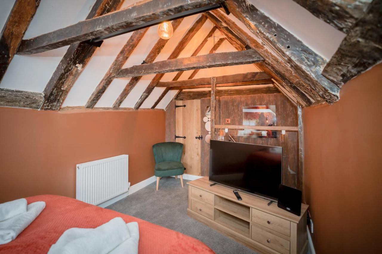 Tottington Manor Hotel Henfield Экстерьер фото