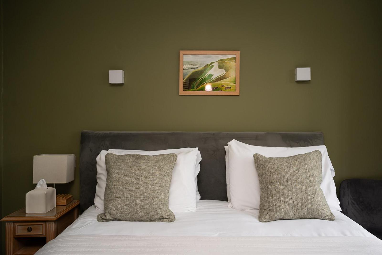 Tottington Manor Hotel Henfield Экстерьер фото